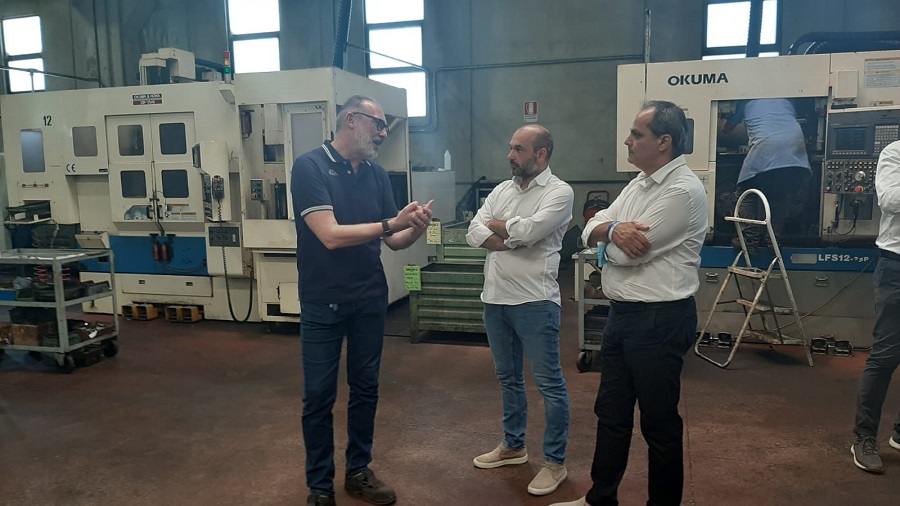 Genovesi con Fioretti e Monfredini in visita al nucleo industriale