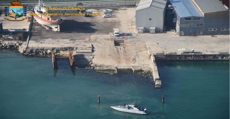 ROAN Guardia di Finanza scopre abuso edilizio in cantiere navale