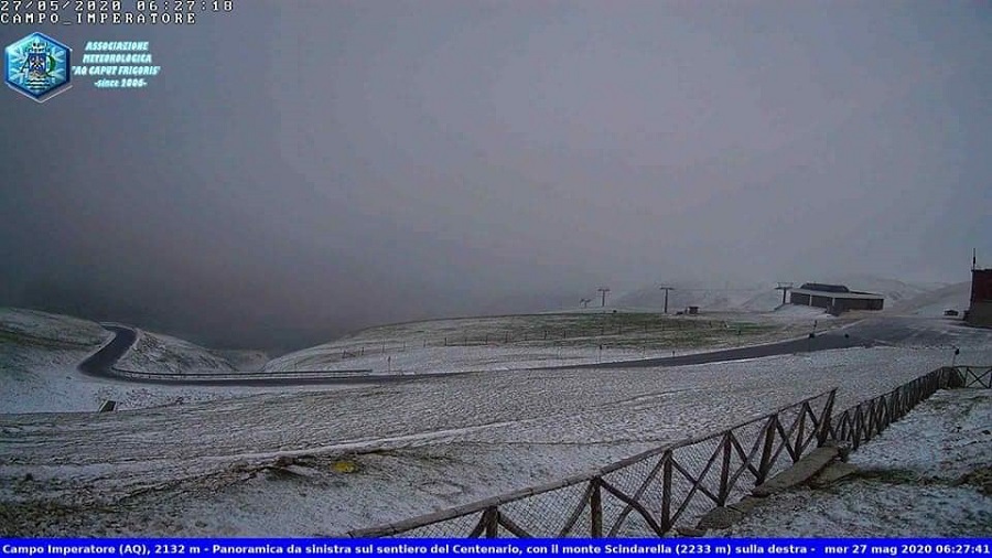 Nevicata di fine maggio a Campo Imperatore