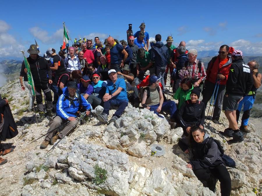 La giornata sul Velino per l'anniversario della posa della Madonnina degli Alpini