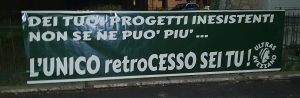 Avezzano, altro striscione contro Paris