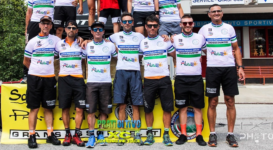 Il ciclismo abruzzese in passerella a Teramo